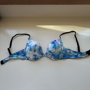 PINK Victoria's Secret Tie-Dye Bra with Black Accents